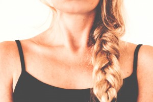 Read more about the article Causes of Neck Pain and Stiffness