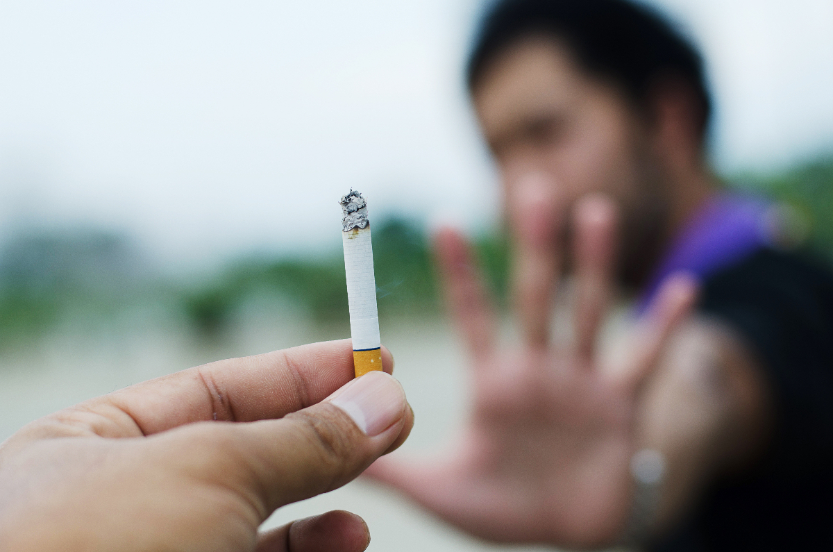 Read more about the article How smoking affects your spine health