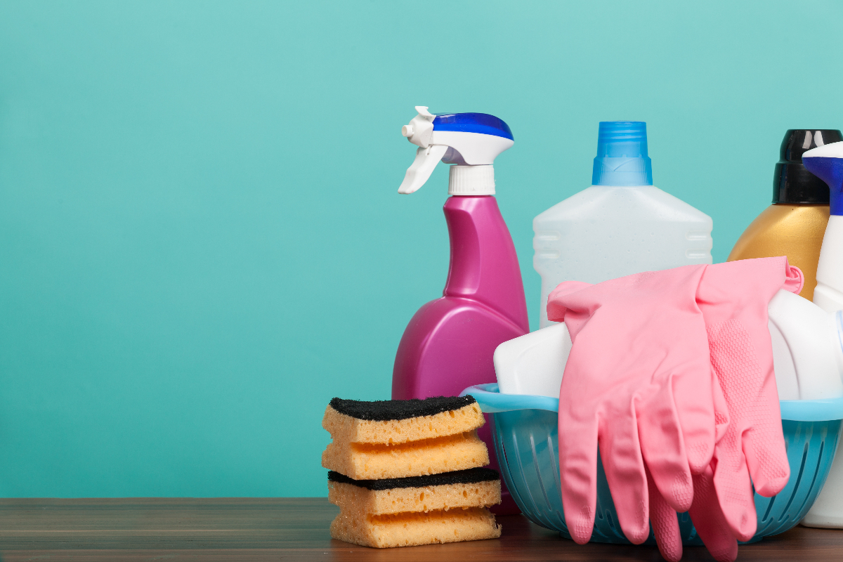 Read more about the article Spring cleaning and back pain