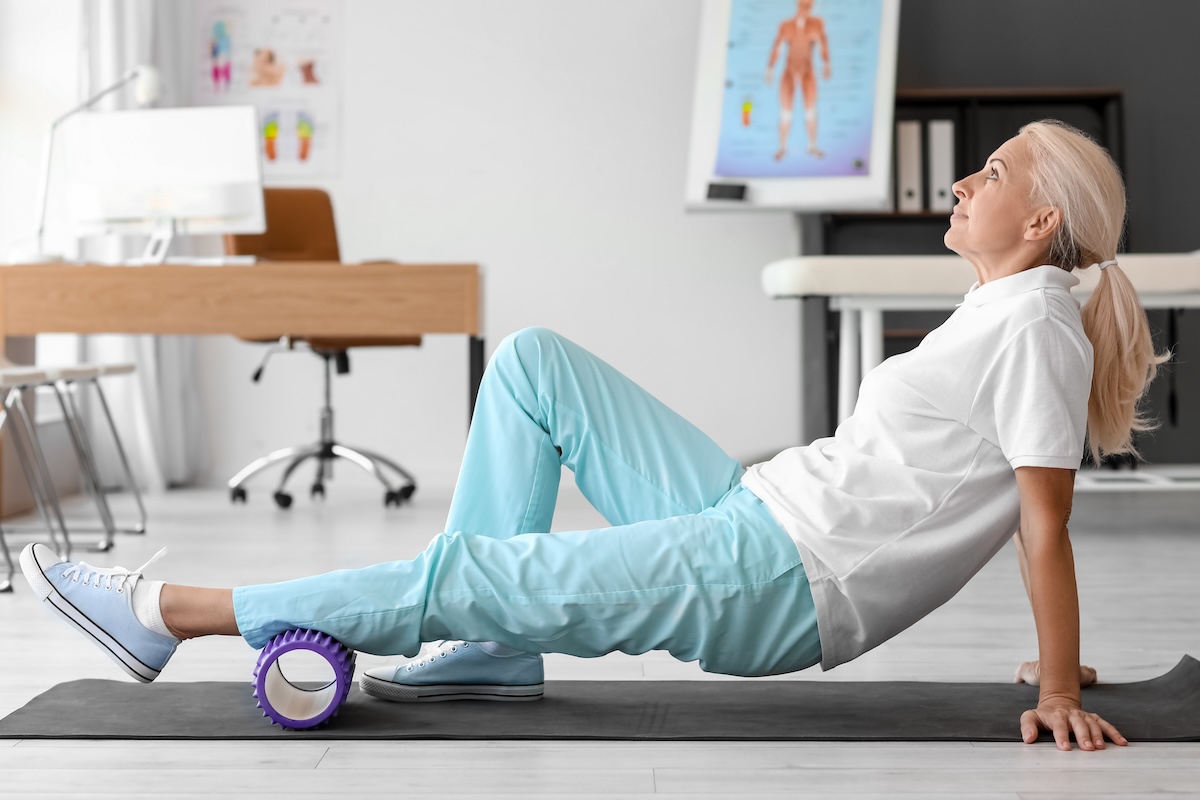 Read more about the article The Benefits of Regular Foam Rolling for Spine Health