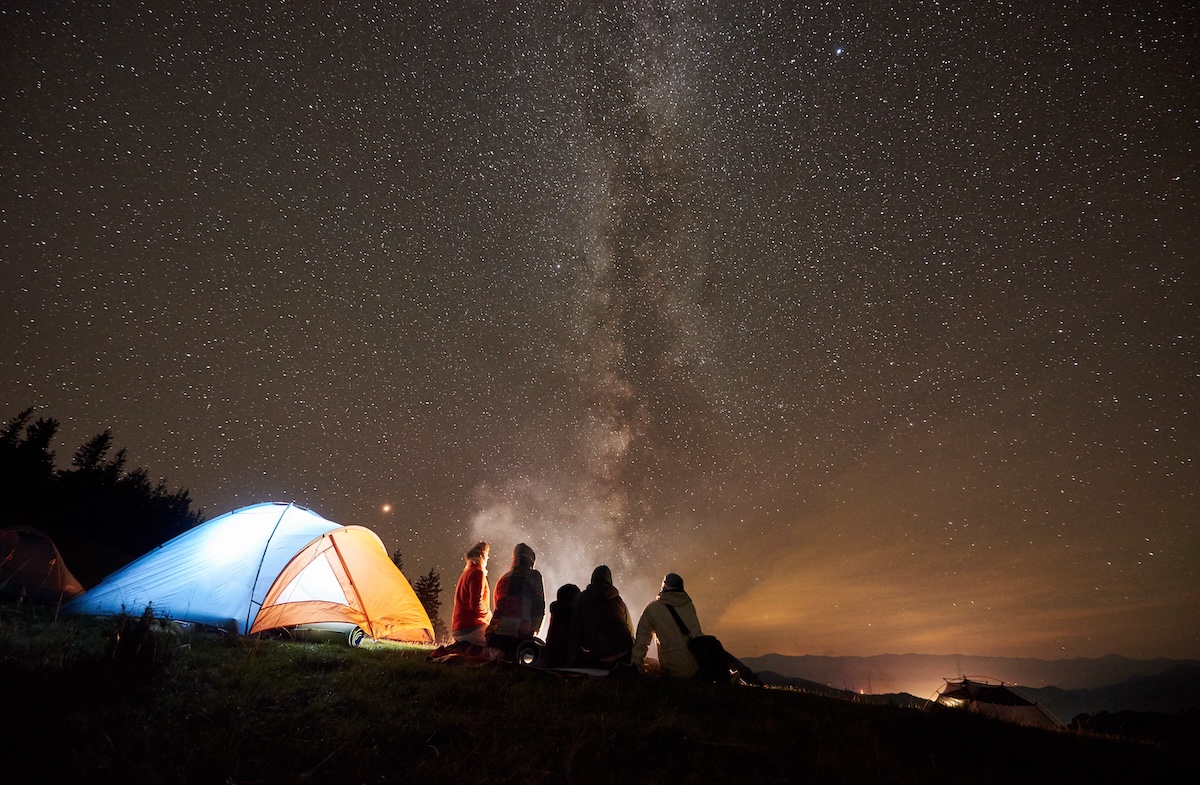 Read more about the article Camping Comfort: How to Sleep Well and Protect Your Spine Outdoors