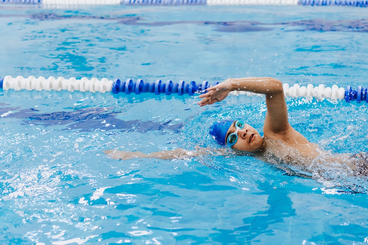 The Benefits of Swimming for Spine Health